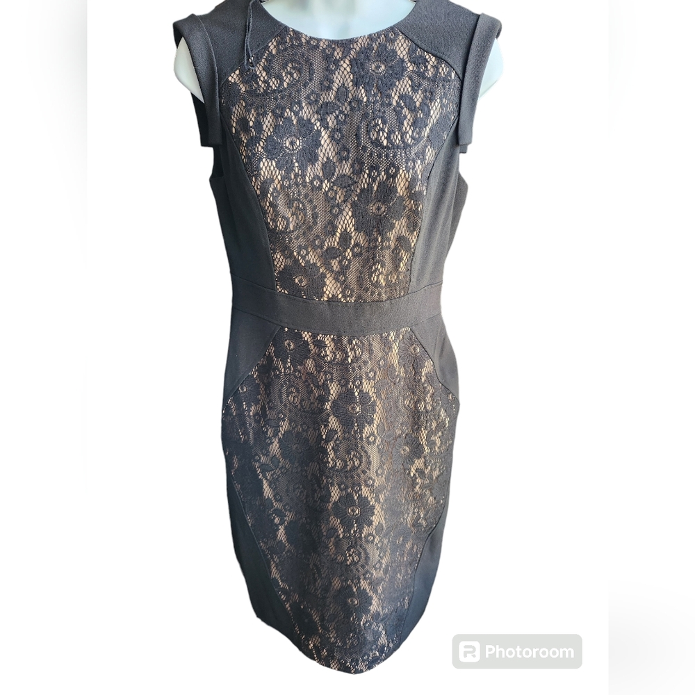 Adrianna Papell Black Lace Sleeveless Dress Size 4